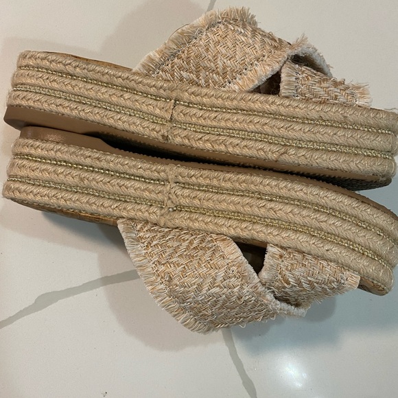 Sam Edelman slides - Picture 3 of 6